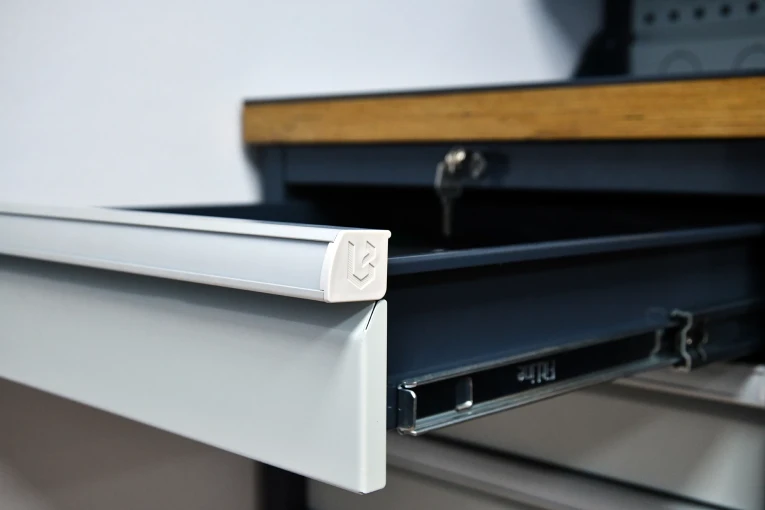 Верстак FBK 205.35.4-2 купить в Челябинске