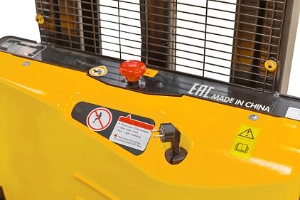 Штабелер электрический самоходный EST122 (1200 кг; 3 м; 24В / 105Ач) SMARTLIFT (SMART) купить в Челябинске