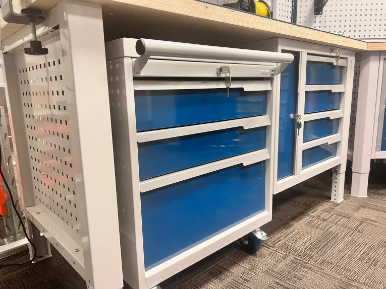 Верстак CTR 2232.S4L4M4.4-2F купить в Челябинске