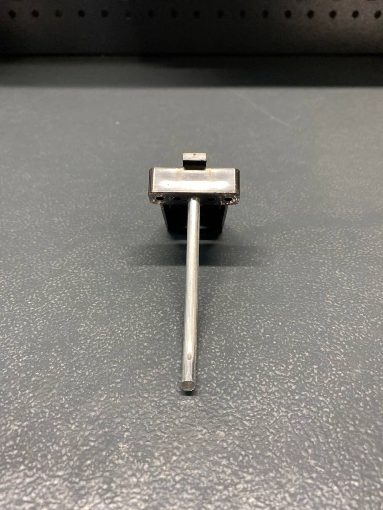 Крючок 100 мм купить в Челябинске Крючок 100 мм купить в Челябинске