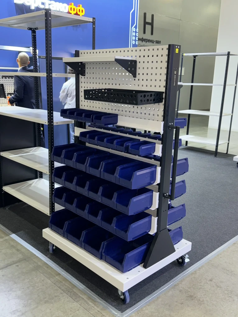 Передвижная стойка SPC 4B.1 (90.36.8) купить в Челябинске Передвижная стойка SPC 4B.1 (90.36.8) купить в Челябинске