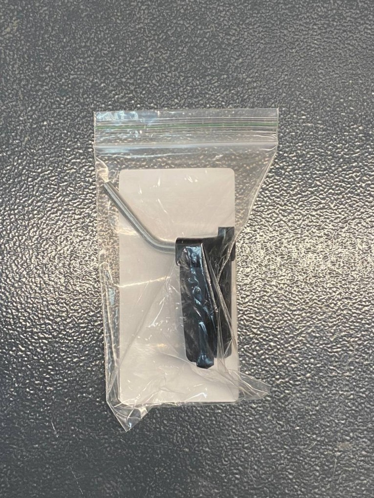 Крючок наклонный 50 мм купить в Челябинске Крючок наклонный 50 мм купить в Челябинске