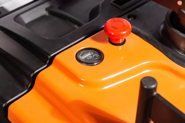 Штабелер электрический самоходный 1,6 т - 3,6 м Вилы: 1150 , АКБ Свинцово - кислотная, CL1636GA SIBLINE купить в Челябинске Штабелер электрический самоходный 1,6 т - 3,6 м Вилы: 1150 , АКБ Свинцово - кислотная, CL1636GA SIBLINE купить в Челябинске