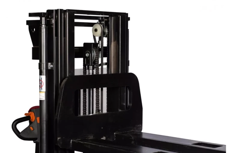 Штабелер электрический самоходный 1,6 т - 4,6 м Вилы: 1150 , АКБ Свинцово - кислотная, CL1646GP SIBLINE купить в Челябинске Штабелер электрический самоходный 1,6 т - 4,6 м Вилы: 1150 , АКБ Свинцово - кислотная, CL1646GP SIBLINE купить в Челябинске