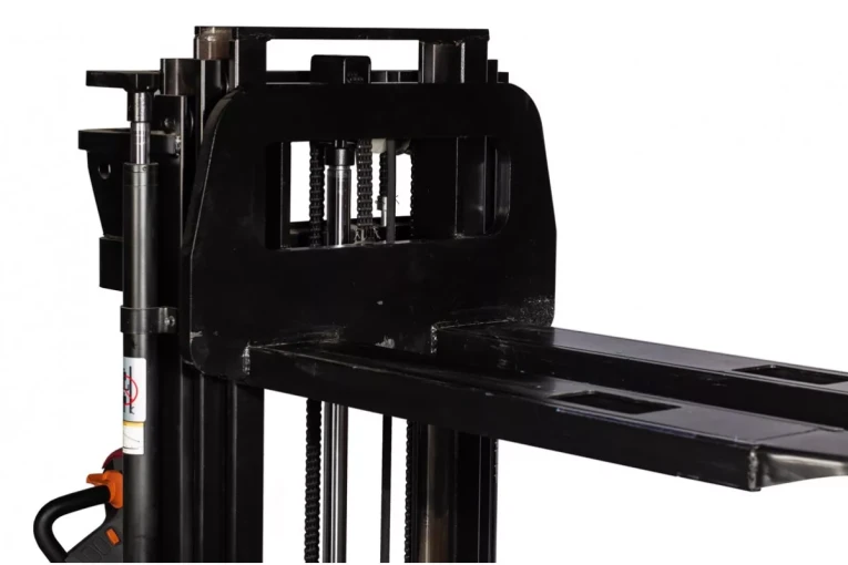 Штабелер электрический самоходный 1,6 т - 4,6 м Вилы: 1150 , АКБ Свинцово - кислотная, CL1646GP SIBLINE купить в Челябинске Штабелер электрический самоходный 1,6 т - 4,6 м Вилы: 1150 , АКБ Свинцово - кислотная, CL1646GP SIBLINE купить в Челябинске