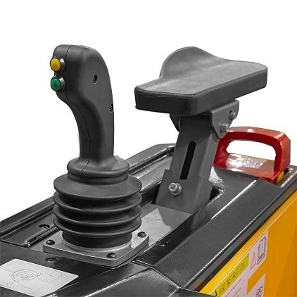 Штабелер самоходный с кабиной CDD15C (1500 кг; 6,5 м; li-ion 25,6В / 300Ач, PV, EPS) SMARTLIFT (SMART) купить в Челябинске